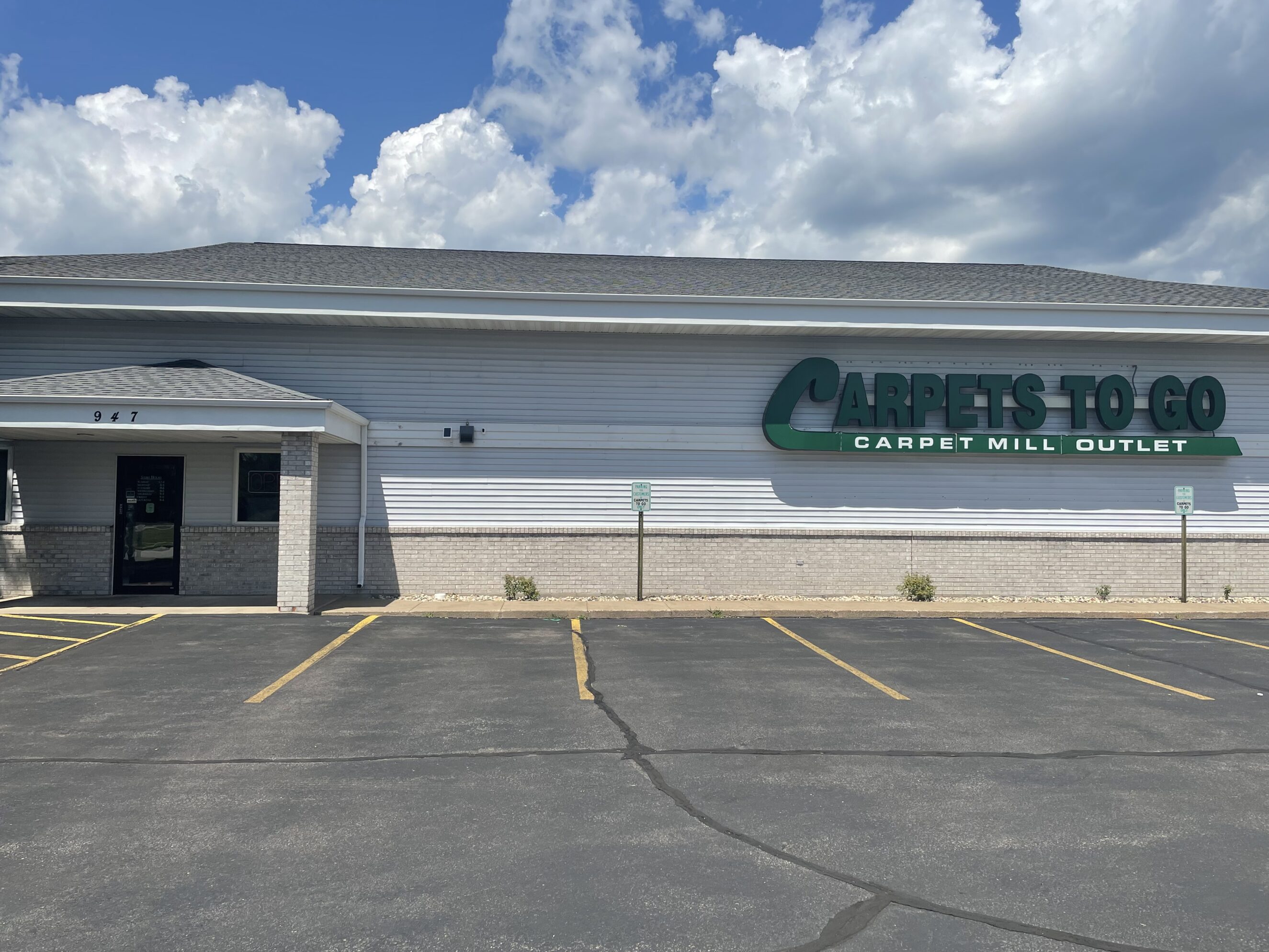 Flooring Estimator Carpets To Go Onalaska, WI